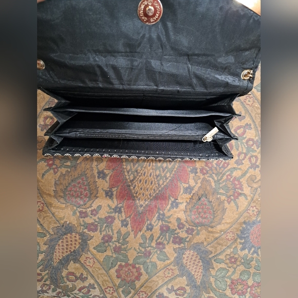 Wallet - Picture 4 of 9